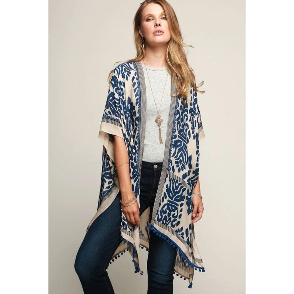 Macchia di Ruggine Blue Creme Floral Diamond Pom Pom Kimono Wrap OS Boho Coastal